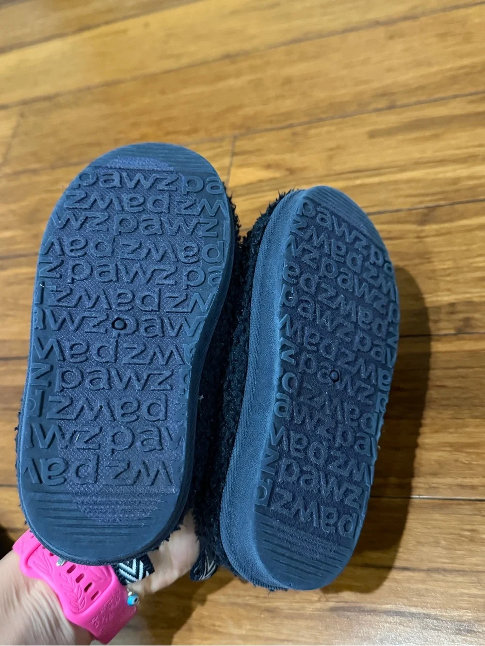 PAWZ Kids Navy Sherpa Slip-On Slippers with Striped Trim size 9/10